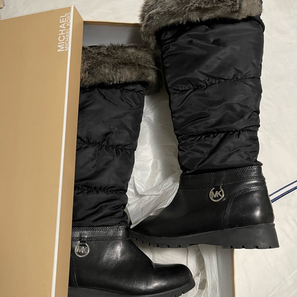 Michael Kors Fulton Harness Boots 7.5